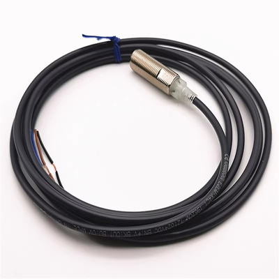 E2EM-X2C1-M1 OMS Inductieve nabijheidssensor De ideale keuze voor industriële detectie