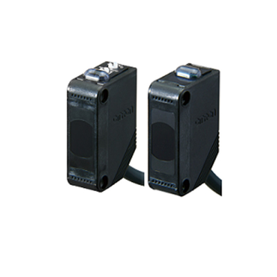 E3Z-T61 2M BY OMC Miniatuur foto-elektrische sensor Compact ontwerp voor gemakkelijke integratie