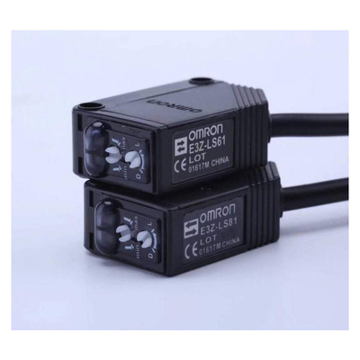 Precision E3Z-D62 2M BY OMC Miniatuur foto-elektrische sensor voor industriële automatisering