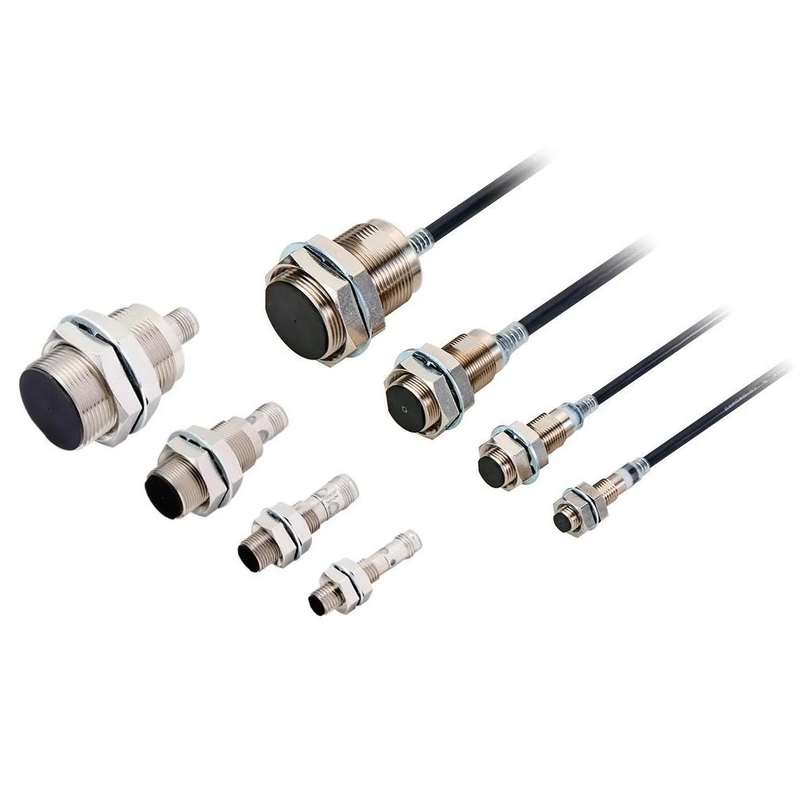 Industriële E2E-X1R5C18 2M OMS Inductieve nabijheidssensoren Verbeteren uw productie