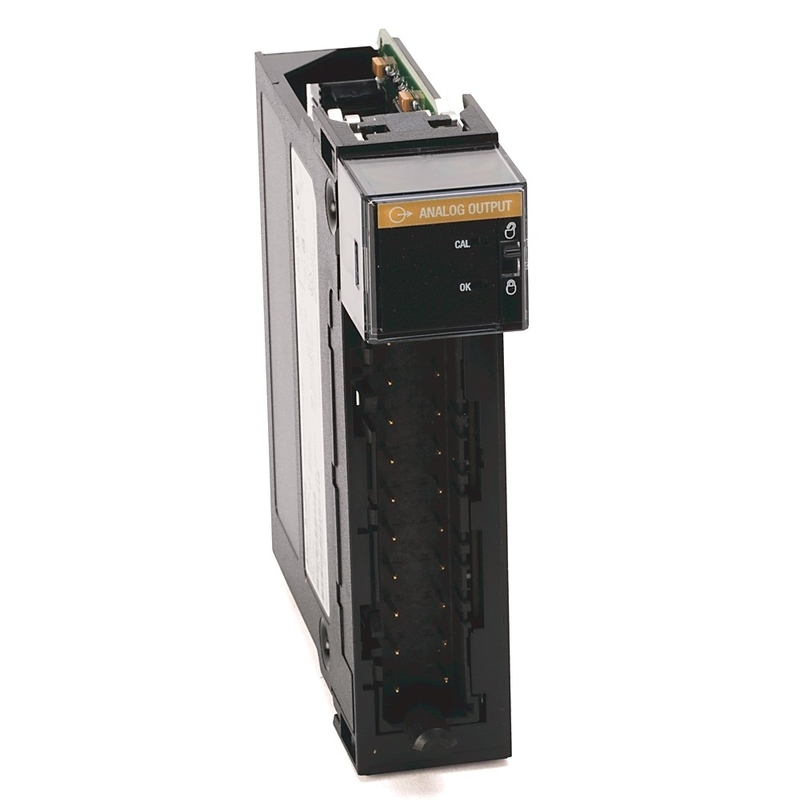 1756-OF8 ControlLogix 8 Pt A/O I of V-module Uitzonderlijke communicatieinterface