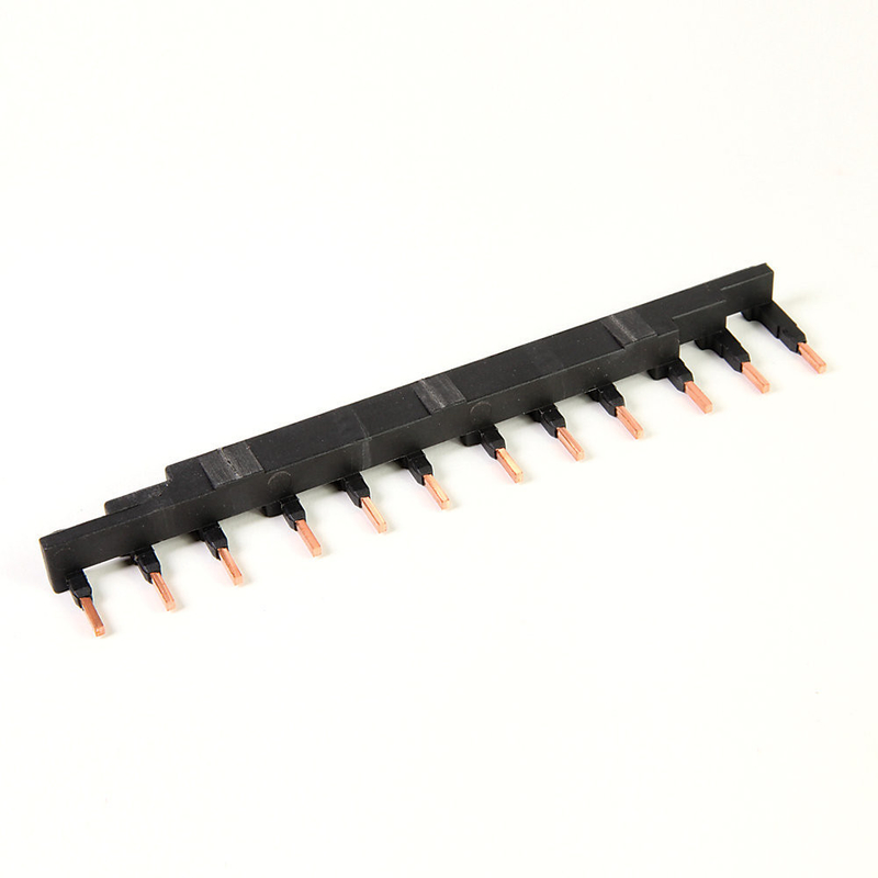 Compact busbar 3-fase 64 A 45 mm afstand 4 verbindingen voor 140M-C -D circuit breaker